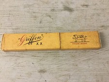 Antique "Griffon" Carbo-Magnetic No. 60 Straight Razor with Black Handle and Original Box — listing 5