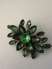 Art Deco Style Rhinestone Sunburst Pendant Necklace — listing 6