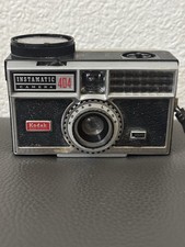 Kodak Instamatic 404 Camera Outfit with Original Box and Flashcube — listing 2