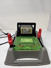 Toymax Vac-U-Former Incredible Car Factory Plastic Molding Machine