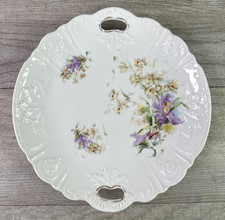 Vintage Cream Floral Dinner Plate with Scalloped Gold-Trimmed Rim