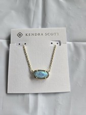 Kendra Scott Elisa Pendant Necklace in Emerald/Jade Green Illusion — listing 2