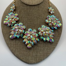 Statement Floral Cabochon & Rhinestone Necklace and Bracelet Set — listing 2
