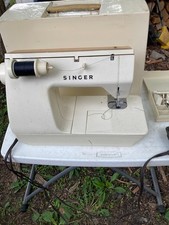 Vintage Singer Futura Electric Sewing Machine in Wooden Cabinet Table — listing 4