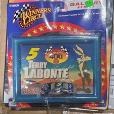 Winner's Circle Terry Labonte #5 Kellogg's Looney Tunes 1:24 Diecast NASCAR — listing 4