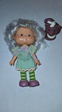 Vintage 1980 Kenner Strawberry Shortcake Angel Cake Doll with Souffle Pet Skunk, 6 inch — listing 3