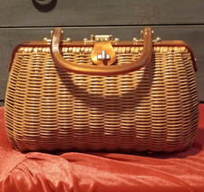 Vintage Woven Wicker Box Handbag with Kiss-Lock Clasp and Curved Handle — listing 4