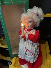 Large Santa & Mrs. Claus Figurine on Wood-Look Base — listing 3