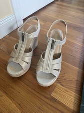 MICHAEL Michael Kors Red Canvas T-Strap Espadrille Wedge Sandals with Front Zip — listing 6