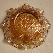 Vintage Amber Glass Scalloped Rose Bowl / Flower Petal Bowl, 8 in x 3 in
