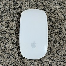 Apple Magic Mouse (Multi-Touch Surface)