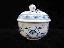 Hand-Painted Porcelain Cabinet Plate with Bleu Céleste Ground, Floral Reserves and Gilt Decoration, Crossed-Swords Mark — listing 2