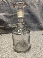 Clear Glass Wine Decanter/Carafe with Horizontal Ribbed Band Detail — listing 3