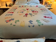 Vintage Handmade Sunbonnet Sue Appliqué Quilt, Blue Checkerboard Setting — listing 3