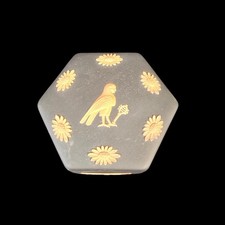 Black Basalt Jasperware Star-Shaped Trinket Box with Chariot & Sprigged Florets — listing 5
