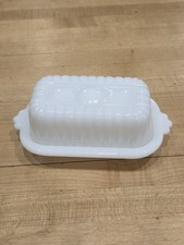 Westmoreland Old Quilt Milk Glass Footed Square Covered Candy Dish with Pointed Finial — listing 5