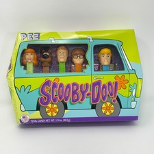 PEZ Scooby-Doo Mystery Machine Gift Set with 5 Character Dispensers