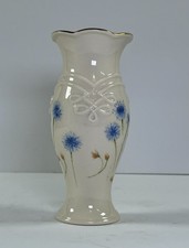 Lenox Ivory Bud Vase with Swirl Ribbed Base and Gold Trim — listing 6