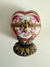 Limoges France Hand-Painted Porcelain Hinged Trinket Box, "Paris" Floral Motif — listing 4