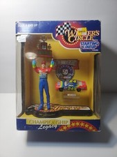 Winner's Circle Championship Legacy 1995 Jeff Gordon #24 DuPont Car & Starting Lineup Figure (NASCAR 50th Anniversary) — listing 5