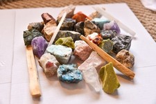 Mixed Lot of Tumbled and Rough Stones/Crystals in Plastic Container — listing 6