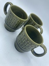 Set of 8 Mid-Century Avocado Green Ceramic Coffee Mugs with White Interior — listing 2