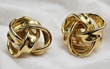 Vintage Gold Tone Knot Pierced Stud Earrings — listing 2