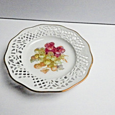 Set of 6 German Porcelain Reticulated Fruit Plates with Gold Trim, Hand-Colored Orchard Fruit Transfers — listing 2