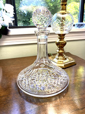 Cut Crystal Wine Decanter with Pointed Onion Stopper