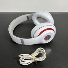 Beats by Dr. Dre Studio 2.0 Wireless Over-Ear Headphones (Titanium/Silver)