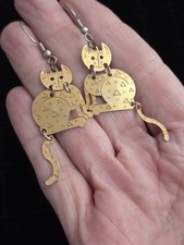 Vintage Gold-Tone Figural Cat with Bow Tie Post Earrings — listing 2