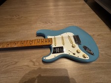 Fender Stratocaster Player II Left-Handed Electric Guitar in 3-Color Sunburst
