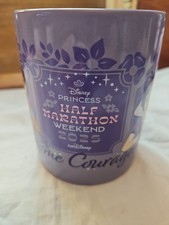 runDisney Holiday Insulated Travel Mug with Red Lid — listing 2