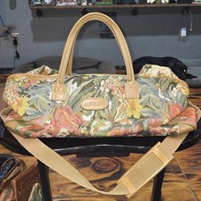 Vintage Tapestry Carpet-Style Barrel Duffel Bag with Medallion Tile Pattern — listing 4