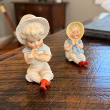 Vintage Japanese Bisque Porcelain Hakata-Style Figurine of Seated Woman Grinding Sesame with Mortar and Pestle (Suribachi) — listing 2