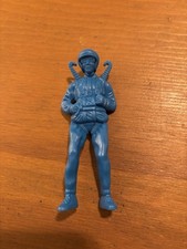 Vintage Small Blue Plastic Male Action Figure in Blue Bodysuit, Fighting Pose, Blonde Hair — listing 2