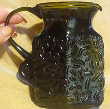 Vintage Emerald Green Hand-Blown Glass Pitcher with Applied Handle — listing 5