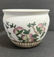Chinese Famille Rose Porcelain Jardinière (Cachepot) with Underplate, Figural Landscape Scene — listing 5