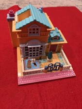 Early 2000s Polly Pocket Hotel Playset Lot with Doll, Rubber Fashions & Accessories