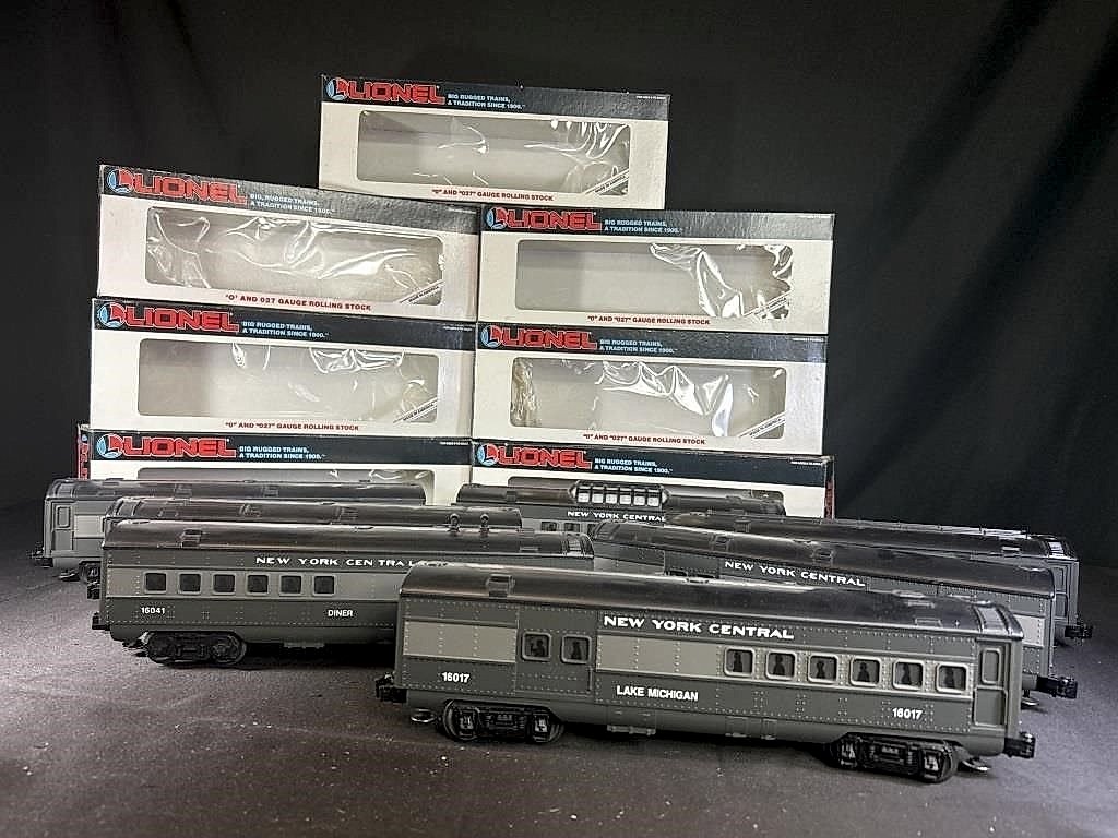 Vintage Trains Lot: Lionel O Gauge New York Central Passenger Cars (7) with Boxes, Lionel LionChief Plus NYC 4-6-4 Hudson Steam Locomotive #5425 with Remote, and Aristo-Craft G Scale PCC Trolley Capital Transit